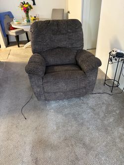 Recliner & Sofa