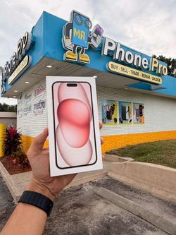iPhone 15 Plus