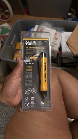 Klein Tools NonContact Voltage Tester