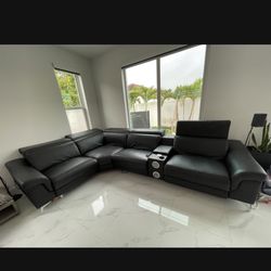 Sectional Sofa 