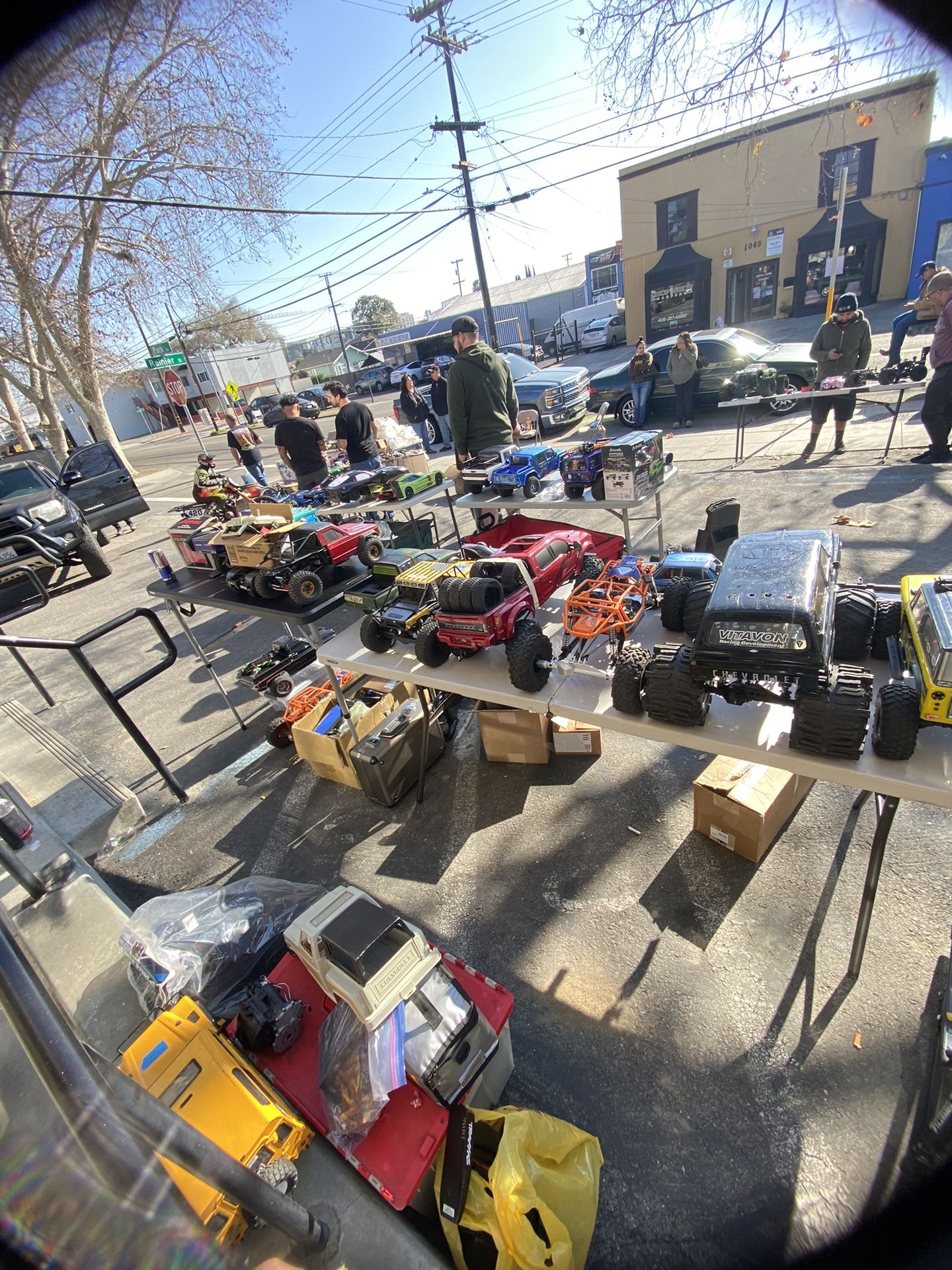 Rc Swap: But Sell Trade Show Off