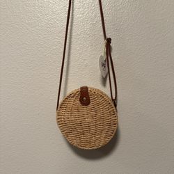 New Round Rattan Purse 7 Inch