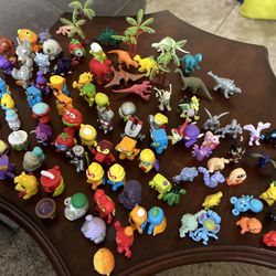 107 Small Characters, Pokemon, And Dinosaurs (look At All Pictures)