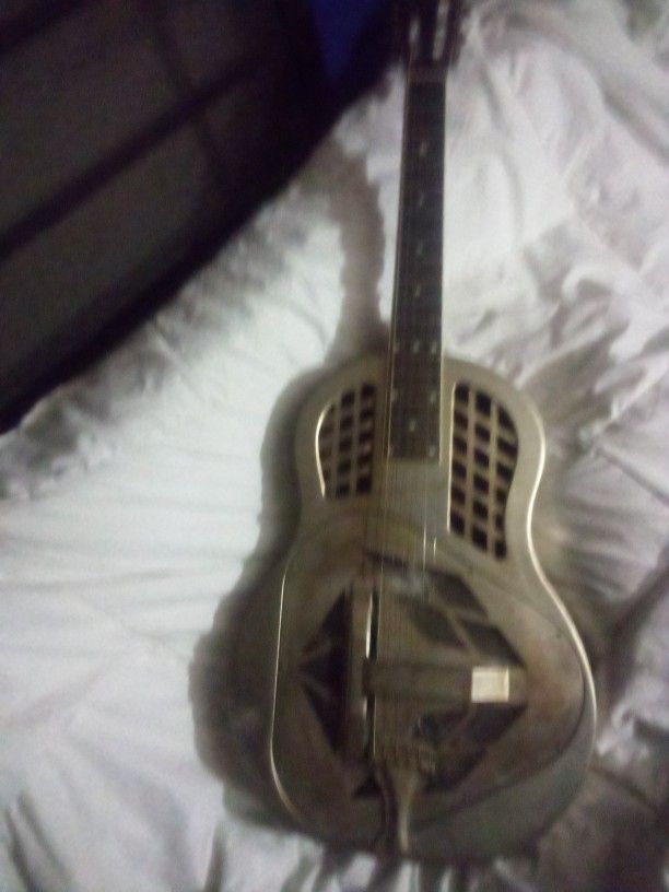 Tricone Guitar