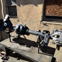 DANA 44 REAR AXLE HOUSING