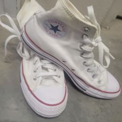 Converse Hightops/Size 7.5 Mens