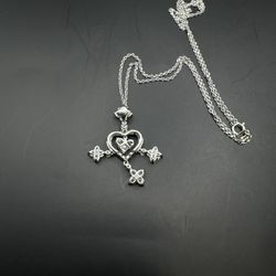 18K White Gold Heart Diamond Necklace – 4.60g, 1.47ct Diamonds  