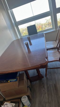 Dining table and 3 chairs