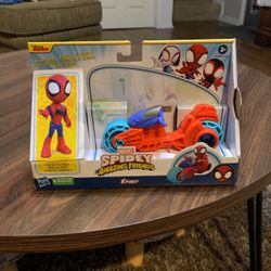 Disney Junior Marvel Spidey cycle with Figure