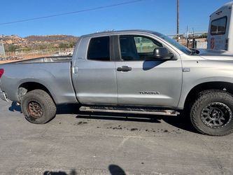 Toyota Tundra SR5 Double Cab Pickup Truck