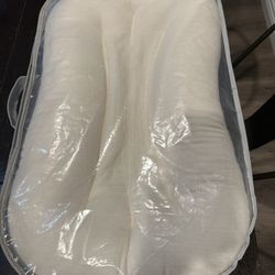 Snuggle Me lounger