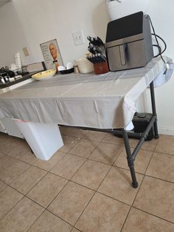 6 Foot Table