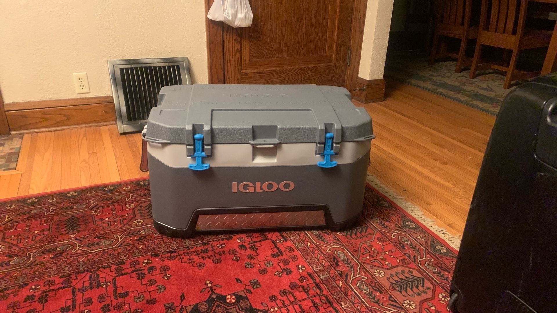 Large Igloo Cooler