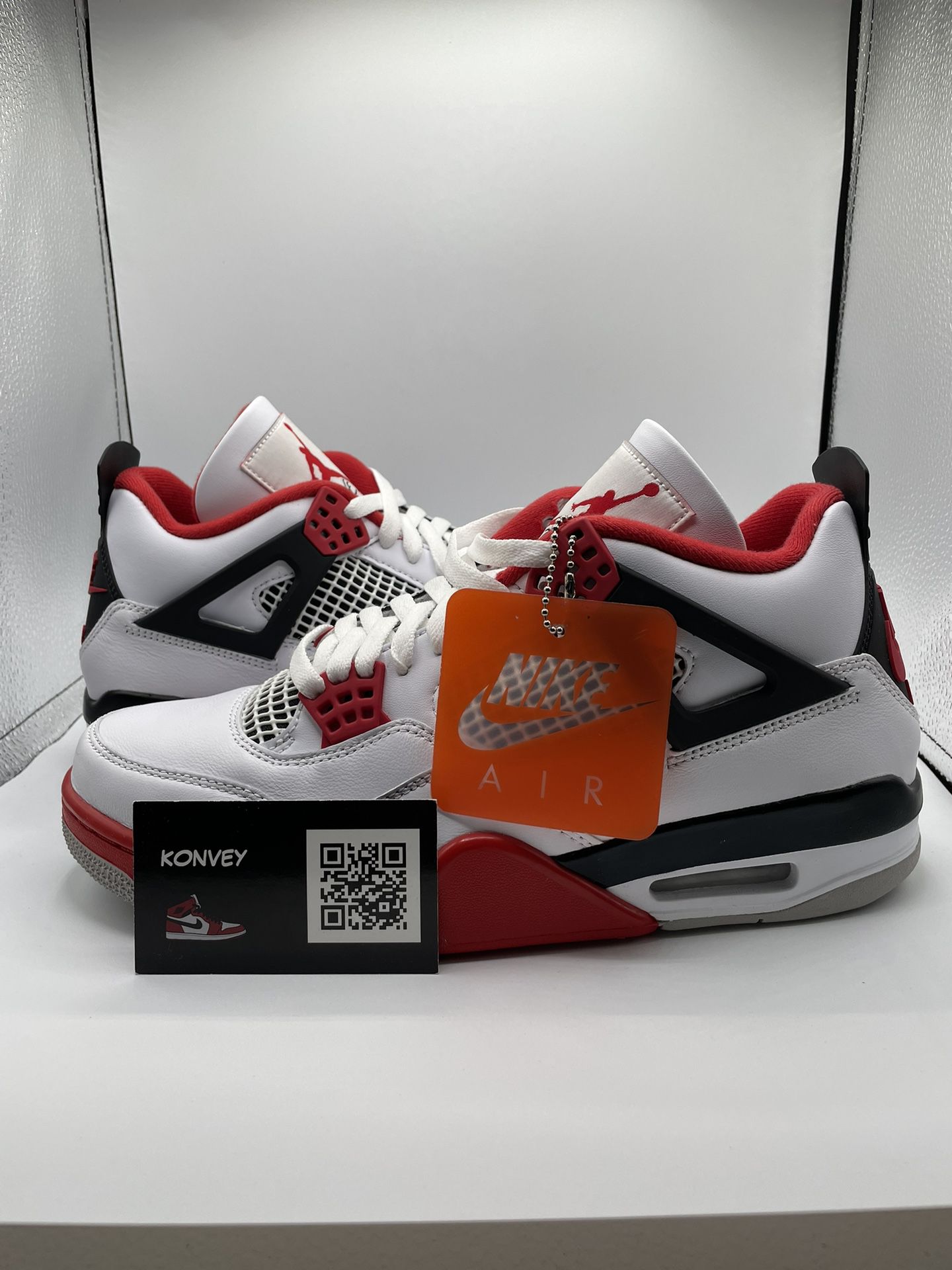 Air Jordan 4 Fire Red Size 9.5