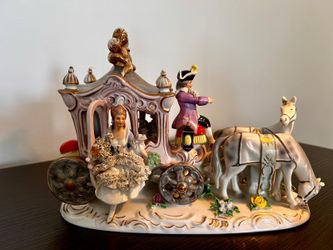 Dresden 6065 Lace Porcelain Carriage.