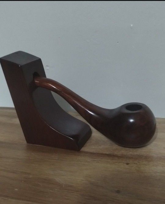 VINTAGE WOODEN PIPE & HOLDER 6.5" - Q1