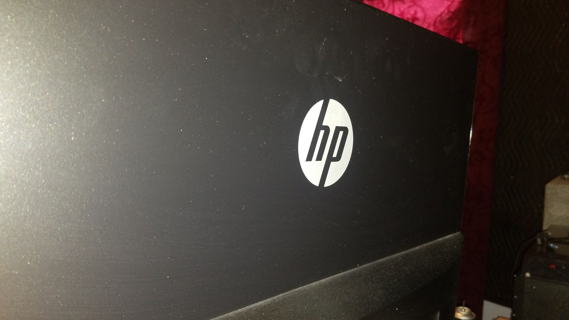 HP 23es LED IPS Full HD