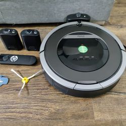 iRobot Roomba 870 with Dock and 2 Virtual Walls