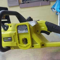 Chainsaw (Tool Only)