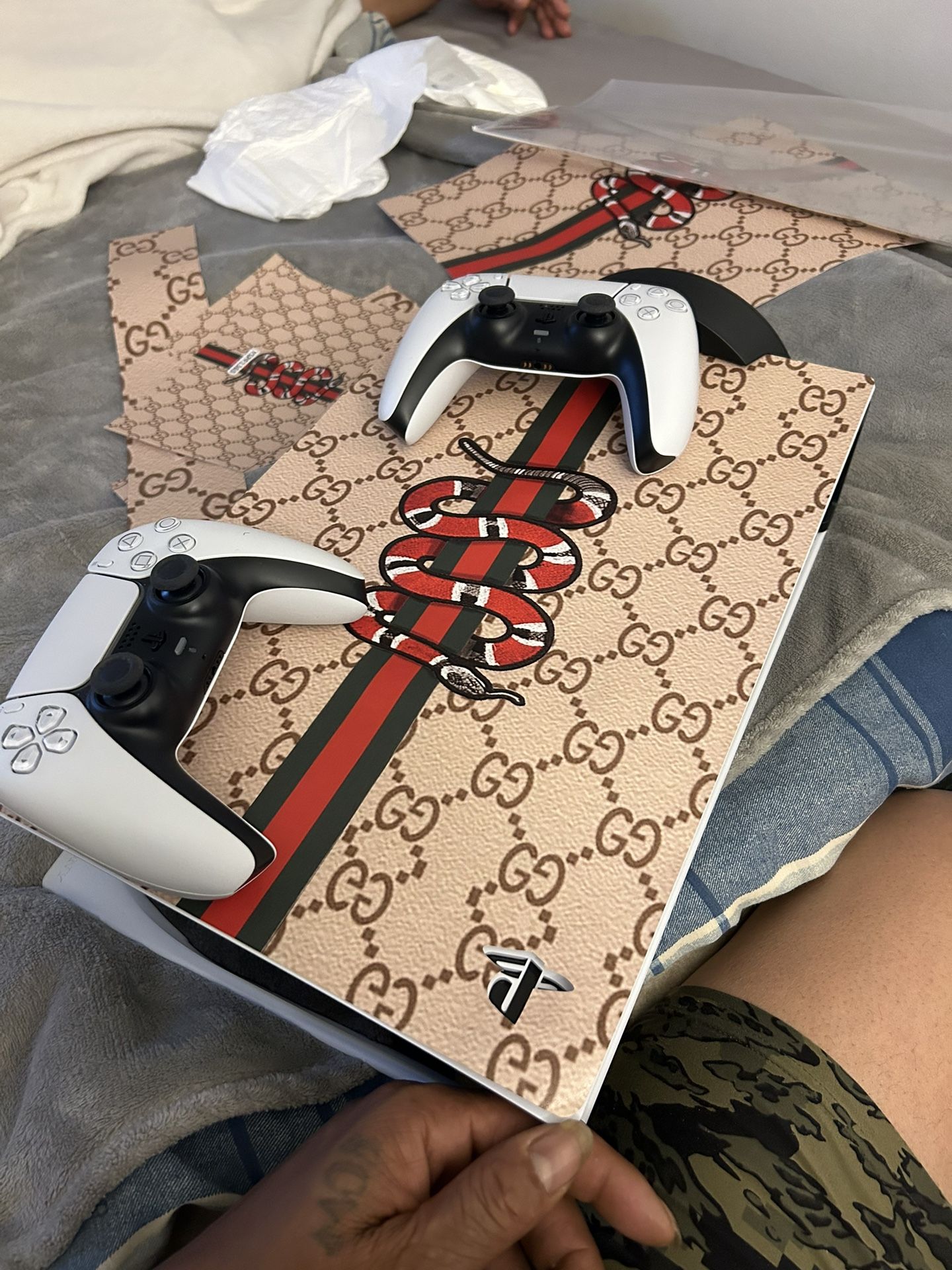 Brand New PS5 With Gucci Skin