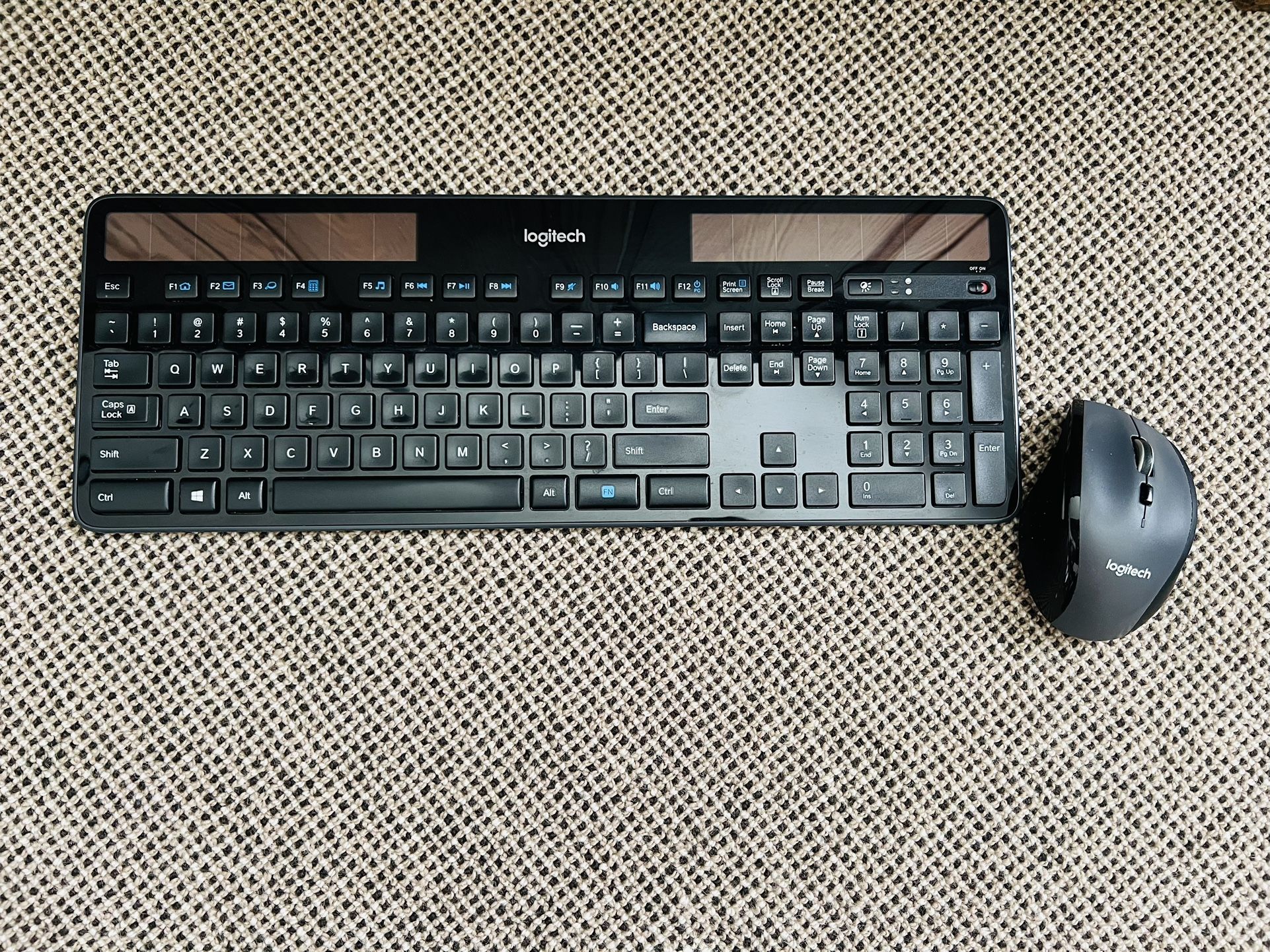 LOGITECH Wireless Solar Keyboard and Mouse