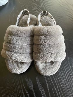 Ugg slippers size 7