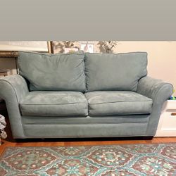 Cindy Crawford queen sleeper sofa and love seat 