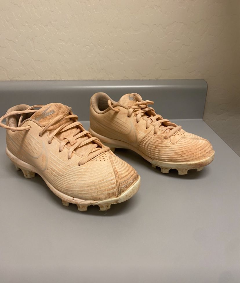 Nike Softball Cleates