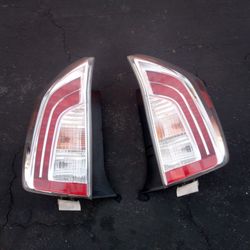 2012-2014 Toyota Prius Hybrid Led Tail Lights With Light Bulbs And Accessories Oem.