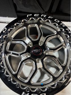 Welds beadlocks wheels