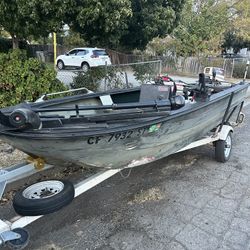 16ft StarCraft Center Console