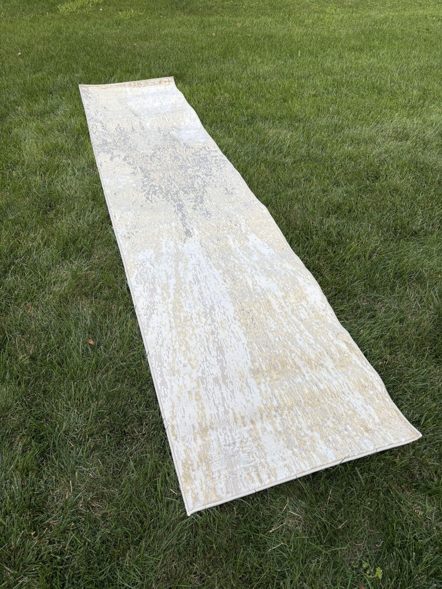 2’ 7” X 11’ 8” Runner
