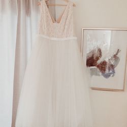 Wedding dress 