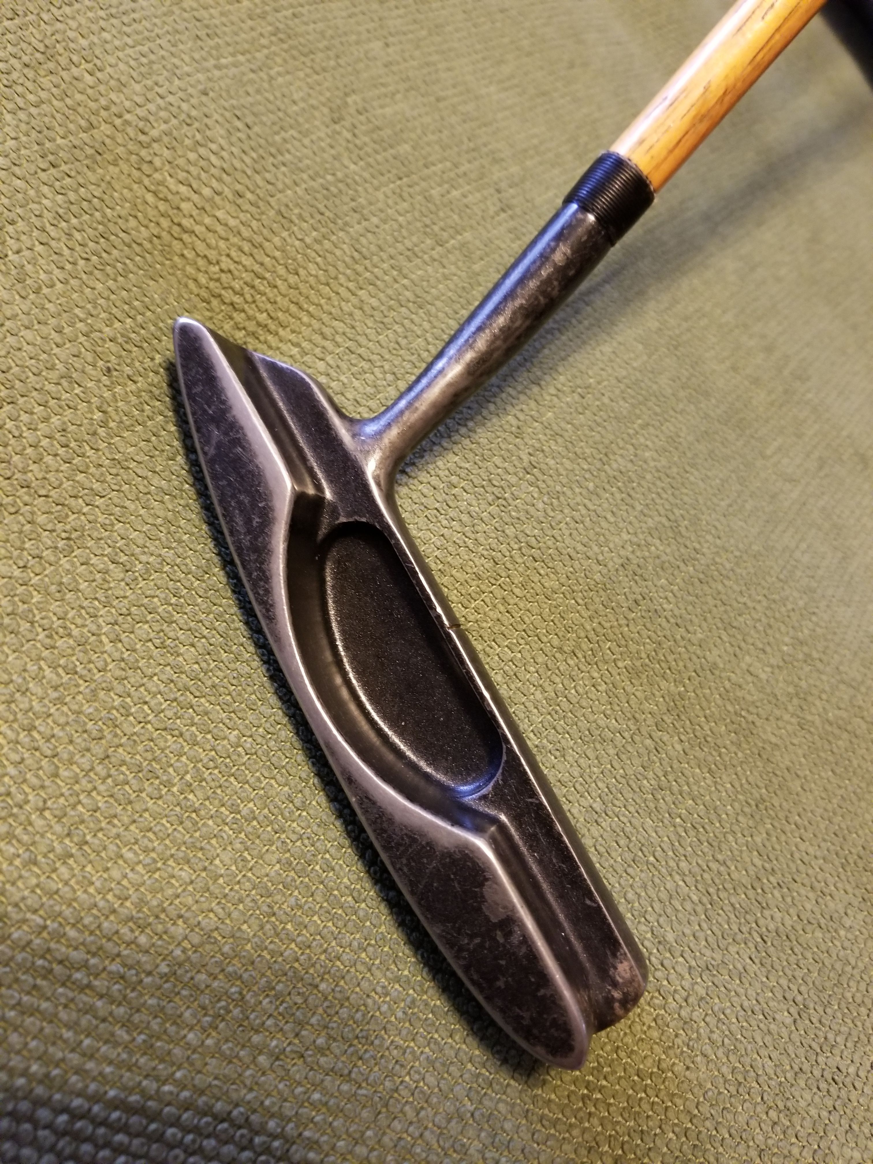 VERY NICE VINTAGE CALLAWAY HICKORY STICK PUTTER MILLED FACE MF-3