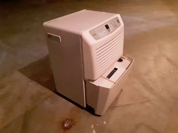 Gold star refurbished dehumidifier for Sale in Peoria, IL - OfferUp