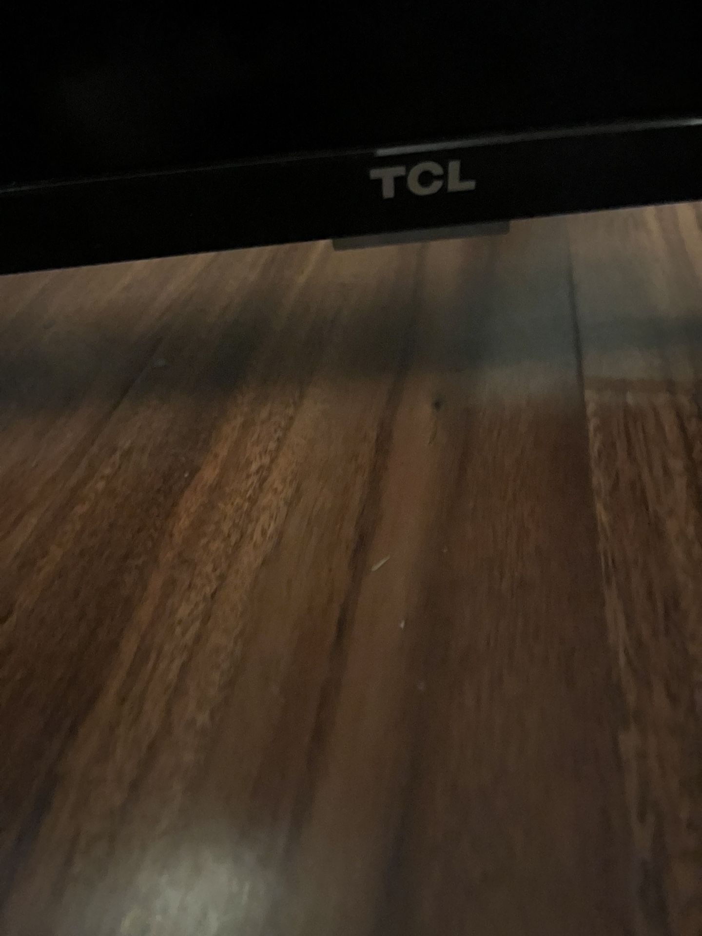 TCL SEMI NEW GOOD CONDITION