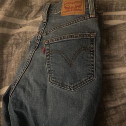 Levi jeans 