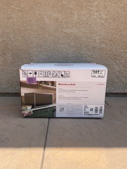 NEW KitchenAid 2.2 Cu Ft 1200W Stainless Steel Microwave
