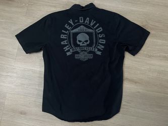 Harley Davidson Button-Up Shirt (Size L)