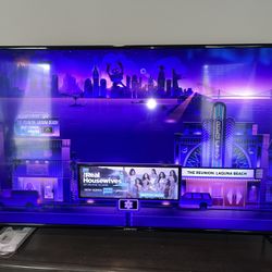 55” Roku Smart TV – Works Perfect – MUST GO ASAP