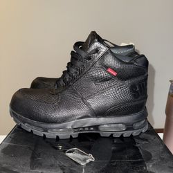 Supreme goadome Nike boot