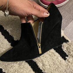 Jessica Simpson Wedges