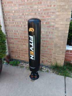 Like new Freestanding Heavy Punching Bag