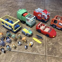 Bluey Doll House Figures & Vehicles