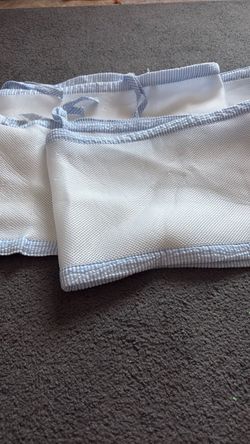 Blue and white Breathable mesh liner for full-size crib