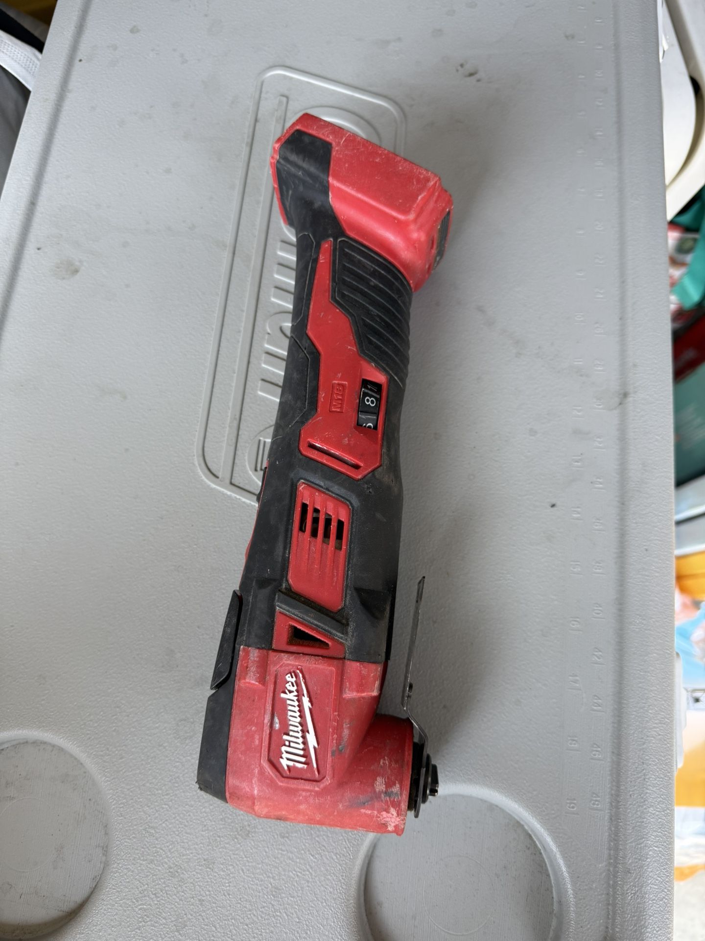 Milwaukee Multi-tool (oscillating Tool)