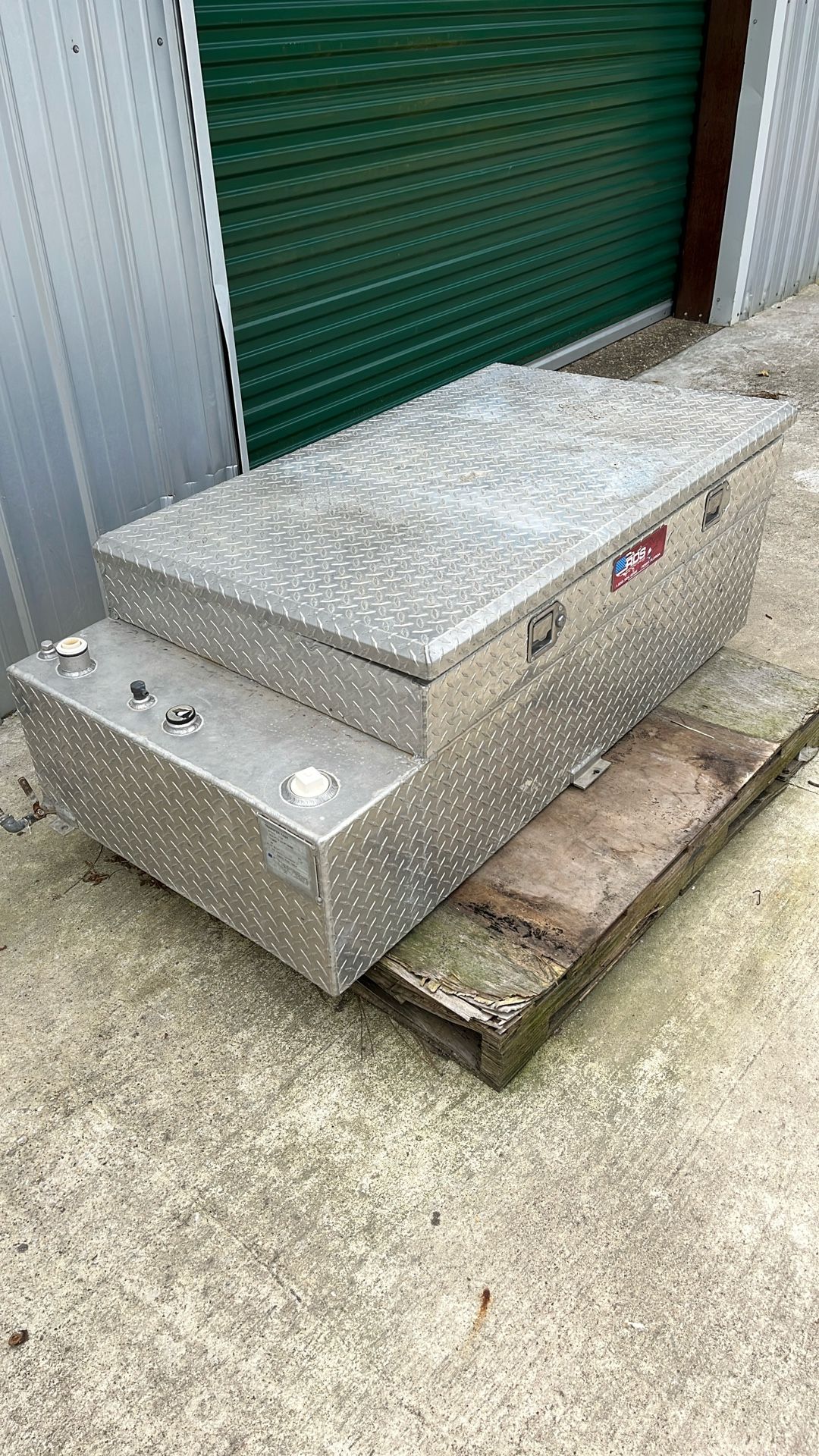RDS 90 Gallon Diesel Tank Tool Box Combo