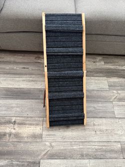 Wooden Pet Ramp with Carpet Surface