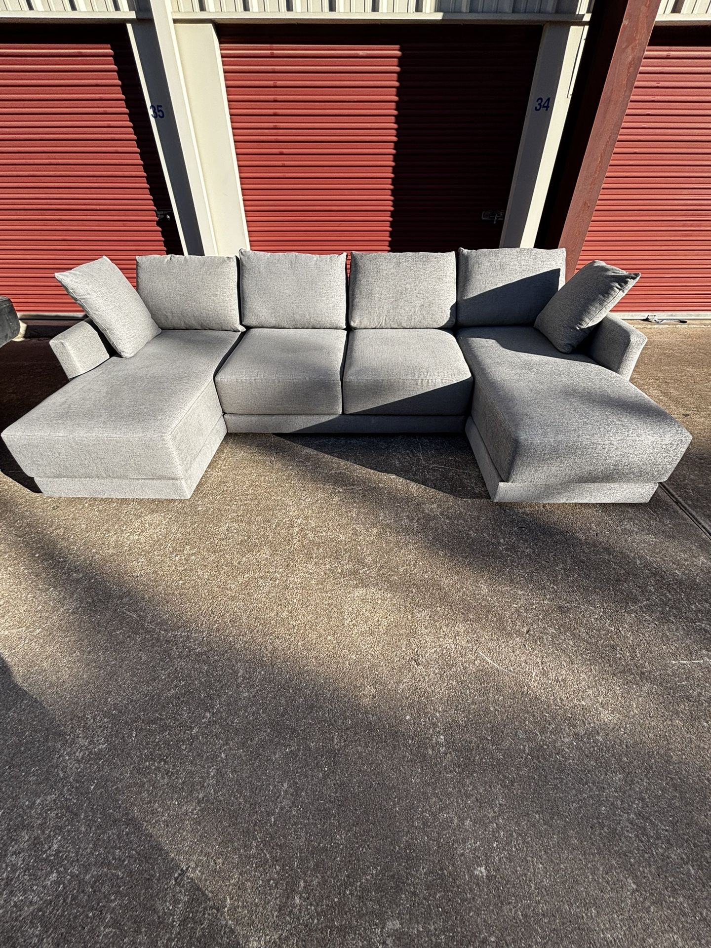 *FREE DELIVERY* Crate & Barrel Gather 3 Piece U Shape Sectional 130.5”