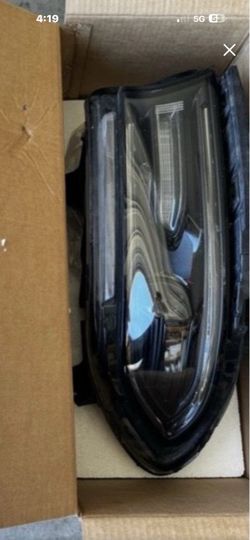 2015-2016-2017-2018-2019-2020-2021-2022-2023 Dodge Charger Right headlamp headlight
